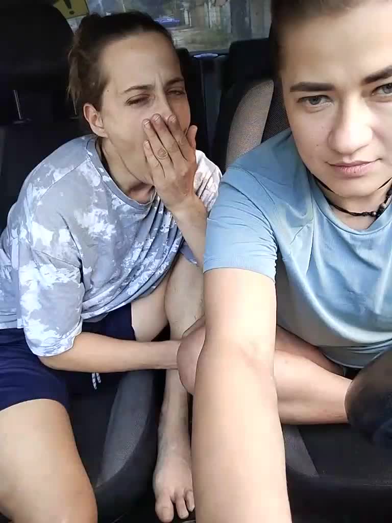 2Laski2 Webcam Chat July 22, 2026