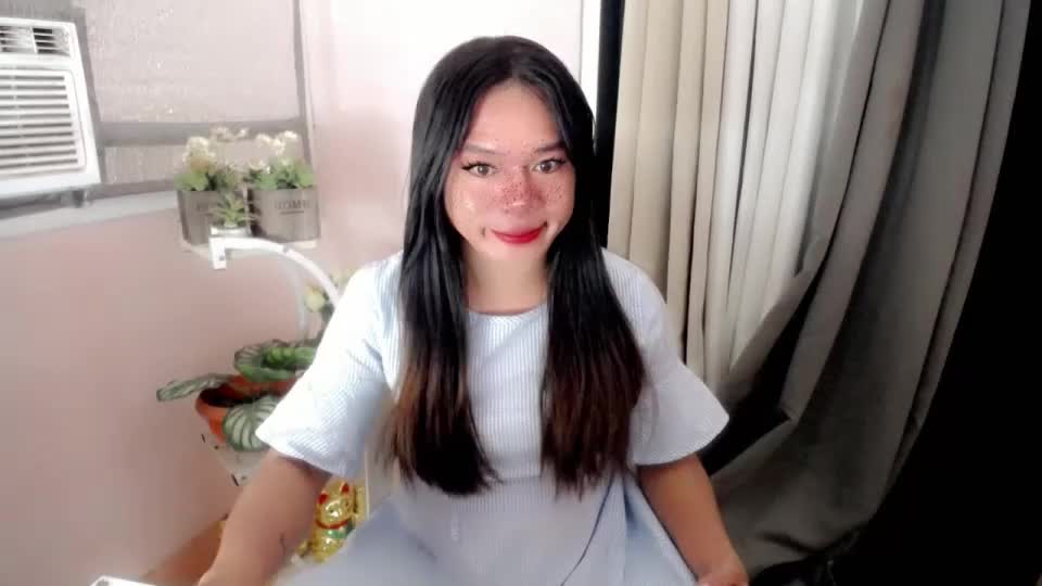bella_ngo Webcam Chat July 22, 2026