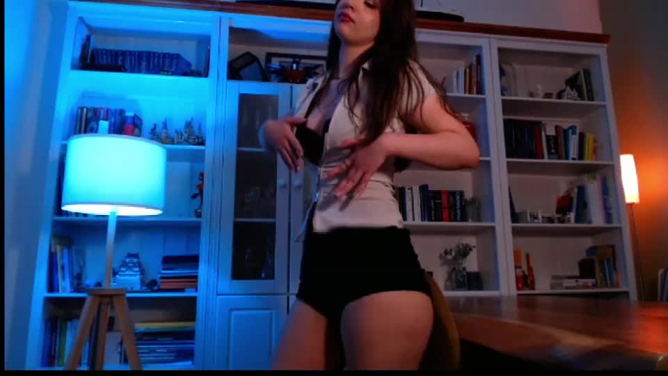 ellymoneyz Webcam Chat July 23, 2026