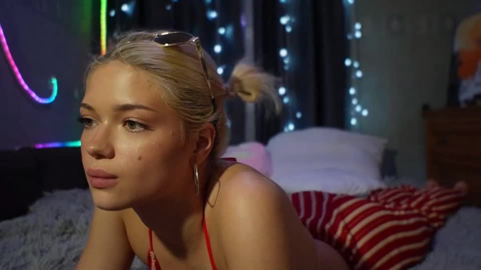 suzannabarmes Webcam Chat July 23, 2026