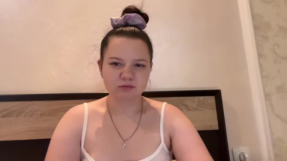 girl_cute07 Webcam Chat July 23, 2026