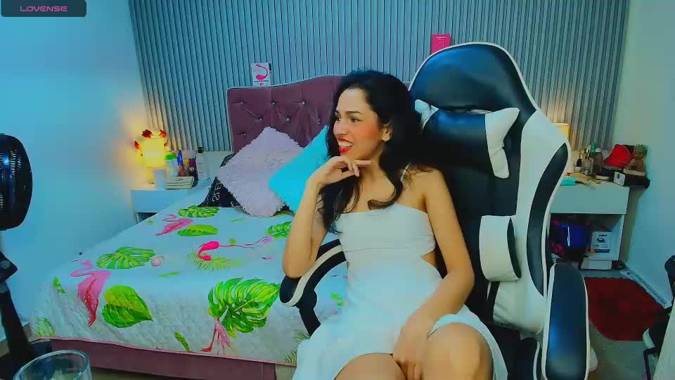 princess_skinny18 Webcam Chat July 23, 2026