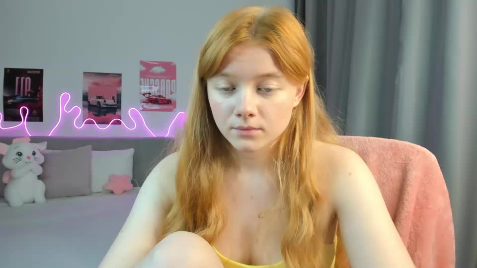 evie_tomioka Webcam Chat July 23, 2026