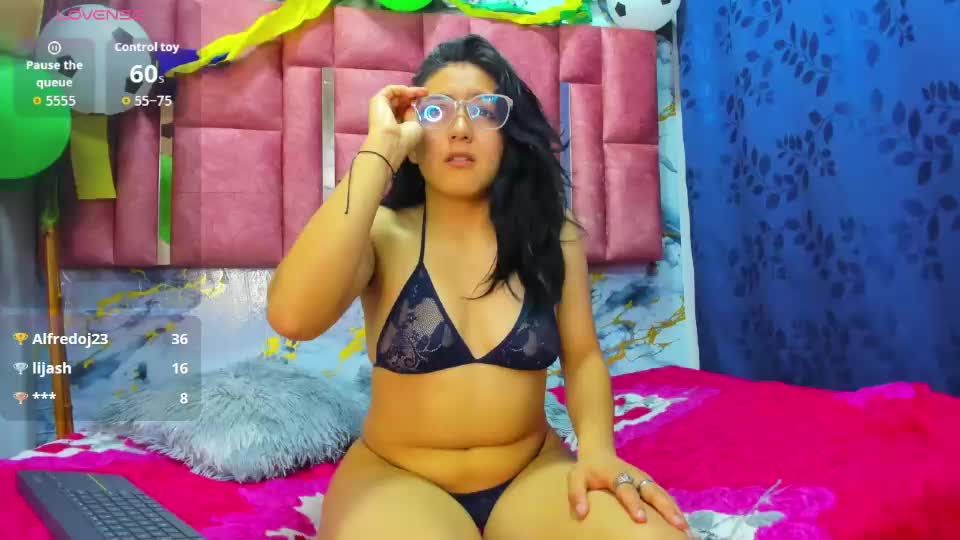nezukoks Webcam Chat July 23, 2026