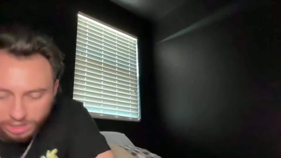 tallhungcloudyy Webcam Chat July 23, 2026