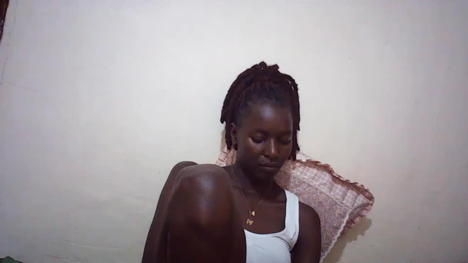 queen_0012 Webcam Chat July 23, 2026