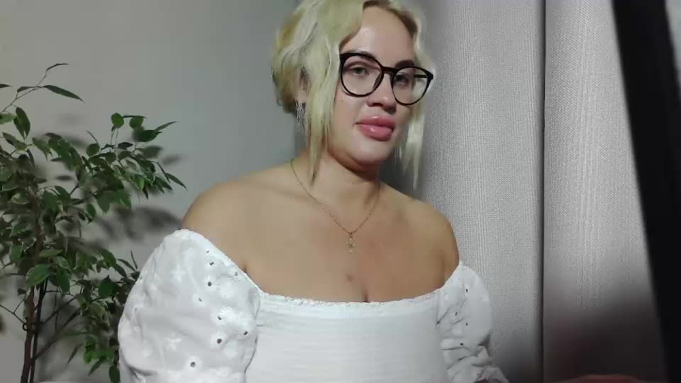 mariatravel Webcam Chat July 23, 2026