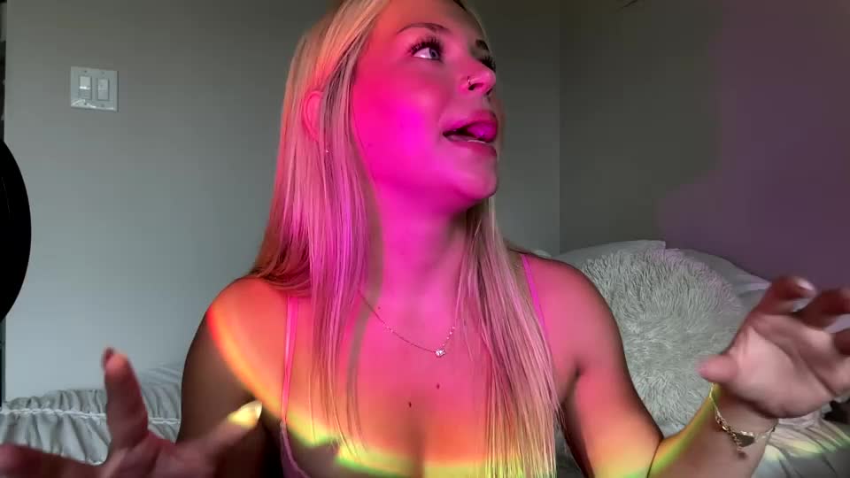 lilianjadee Webcam Chat July 23, 2026