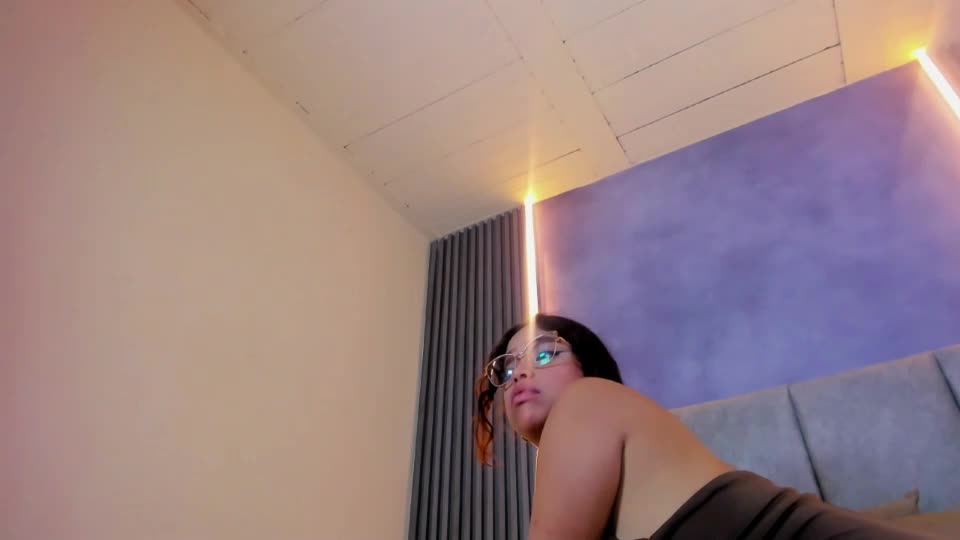 charlotaura Webcam Chat July 23, 2026