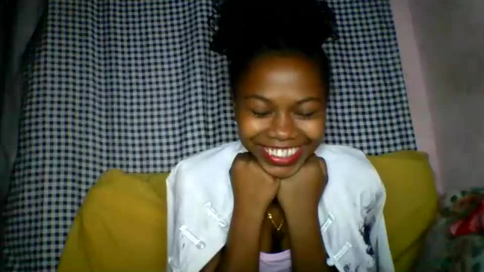lara_belle Webcam Chat July 23, 2026