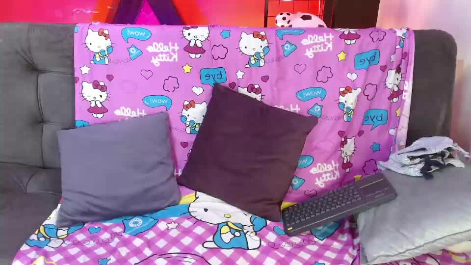 lulu_petite_ Webcam Chat July 23, 2026