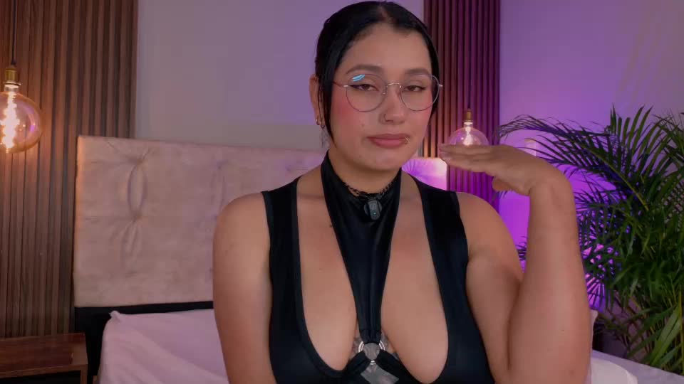 lauraruiz1 Webcam Chat July 23, 2026