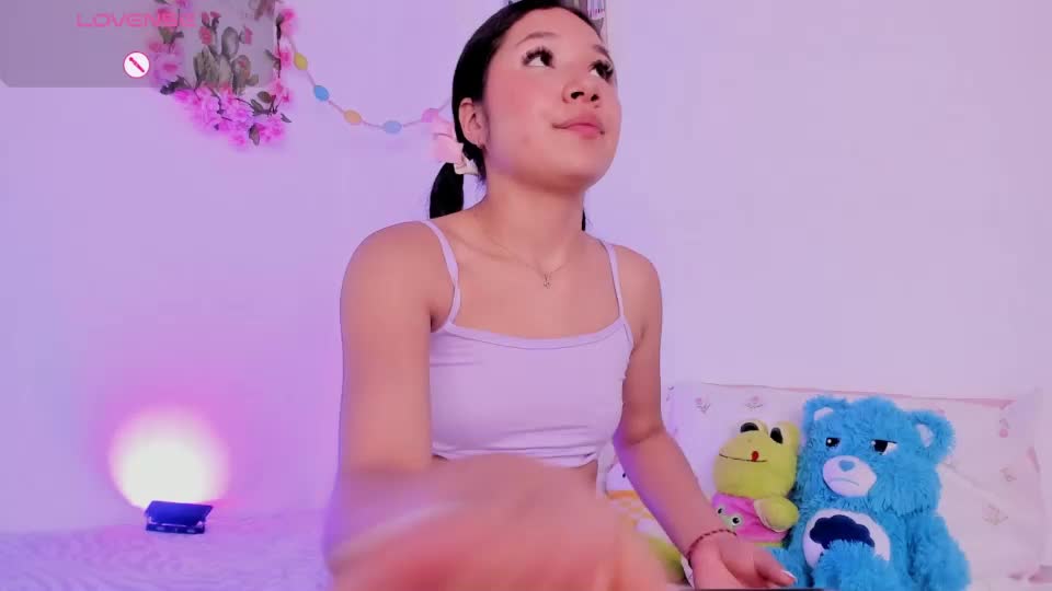 lila_sweet18 Webcam Chat July 23, 2026