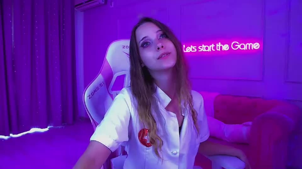 elsieeverly Webcam Chat July 23, 2026