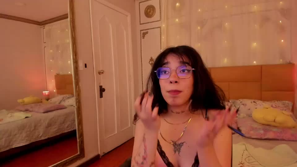 emalittle Webcam Chat July 23, 2026