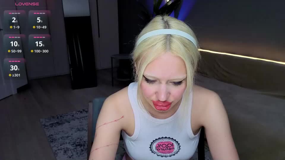 luna_beverly Webcam Chat July 24, 2026