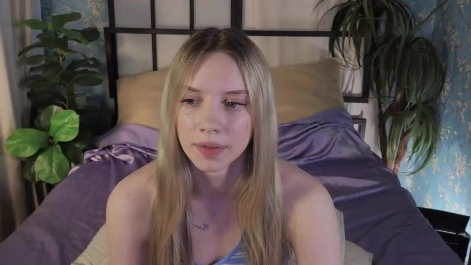 katt_yy Webcam Chat July 24, 2026
