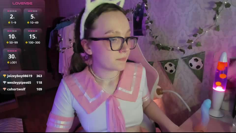 rileynymph Webcam Chat July 24, 2026