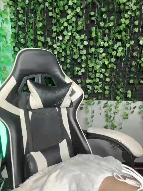 Eva_Kit Webcam Chat July 25, 2026