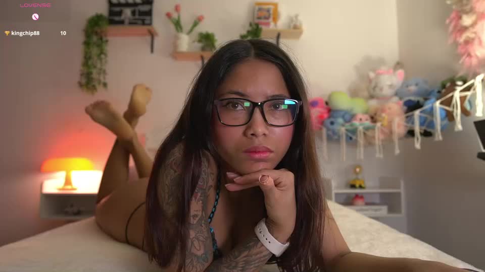 violeth___ Webcam Chat July 25, 2026
