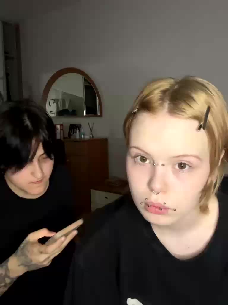 MiaAndAlicee Webcam Chat July 25, 2026