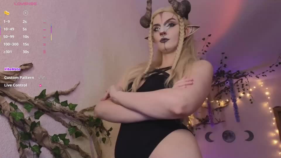elfie_agatha Webcam Chat July 25, 2026