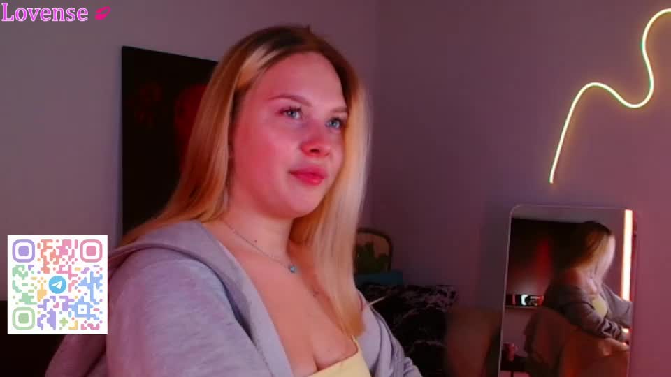 bellajonesk Webcam Chat July 25, 2026