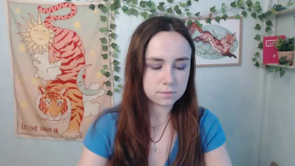 veryveryvery_shy Webcam Chat July 25, 2026