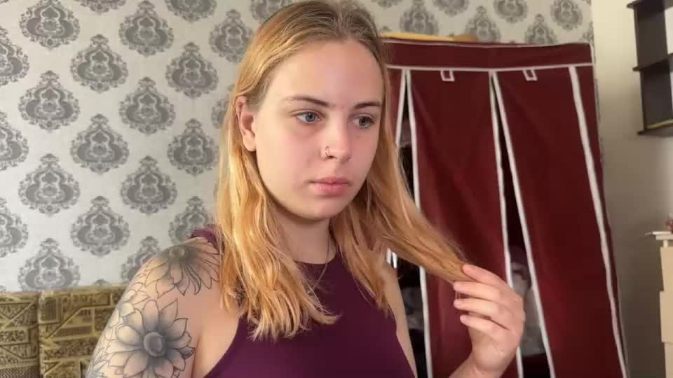 alismoona Webcam Chat July 25, 2026