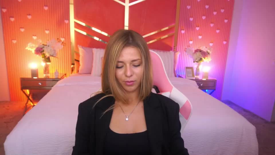loveedove Webcam Chat July 25, 2026