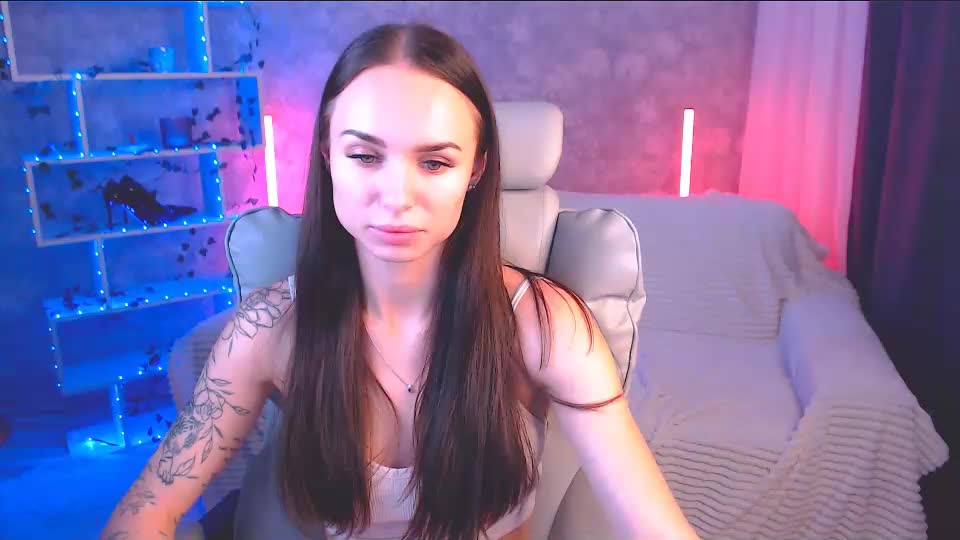 nicolemerz Webcam Chat July 25, 2026