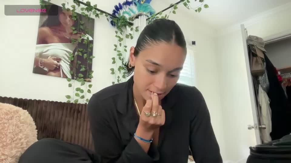 adriannarodriguez Webcam Chat July 25, 2026