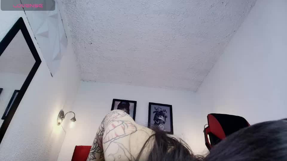aliceinflames Webcam Chat July 25, 2026