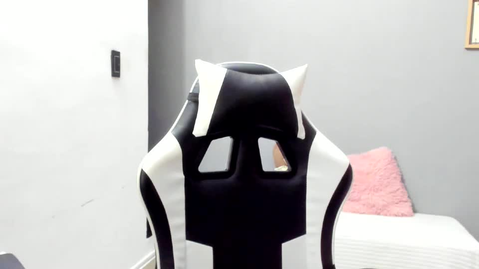 laracat18 Webcam Chat July 25, 2026