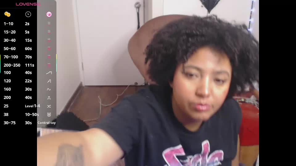 michell_bling Webcam Chat July 25, 2026