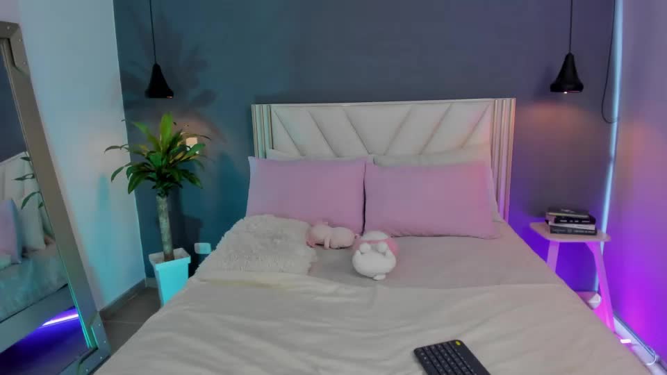 naishaford_1 Webcam Chat July 25, 2026