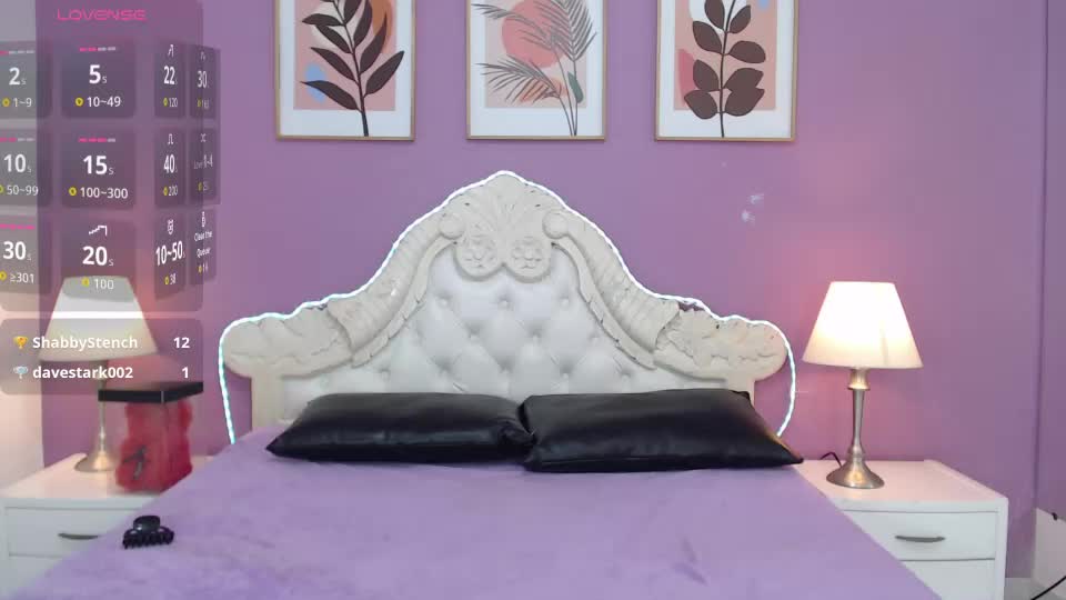 yayaqueen Webcam Chat July 25, 2026