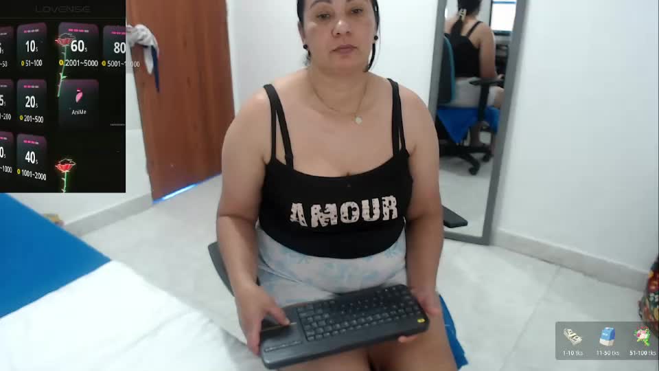laura_foxx2379 Webcam Chat July 26, 2026