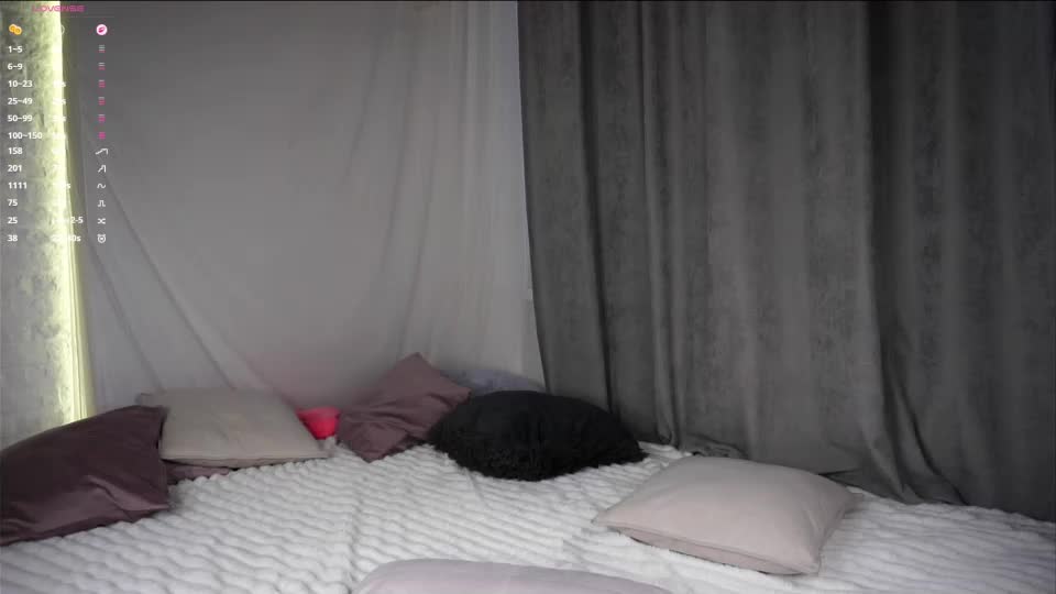 karolinerush Webcam Chat July 26, 2026