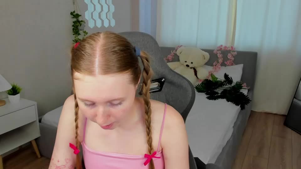 lilitiny Webcam Chat July 26, 2026