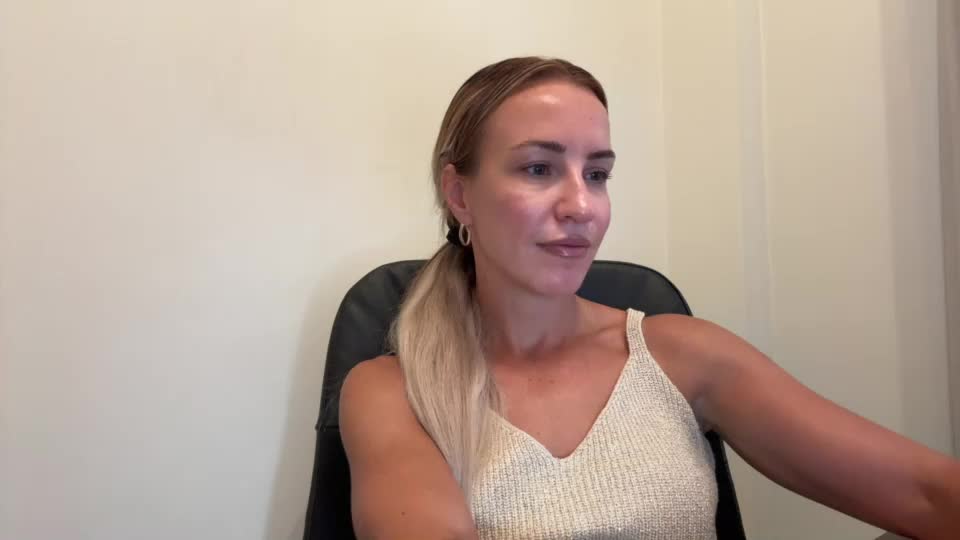 nyxelia_ Webcam Chat July 26, 2026