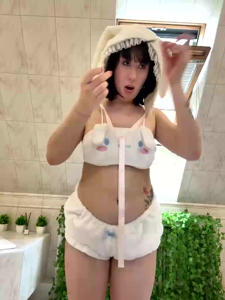 BustyLina Webcam Chat July 26, 2026