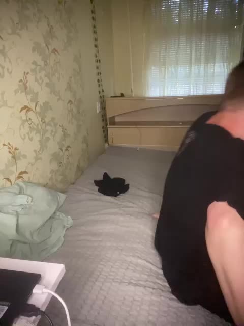 ohyet-kiss Webcam Chat July 26, 2026