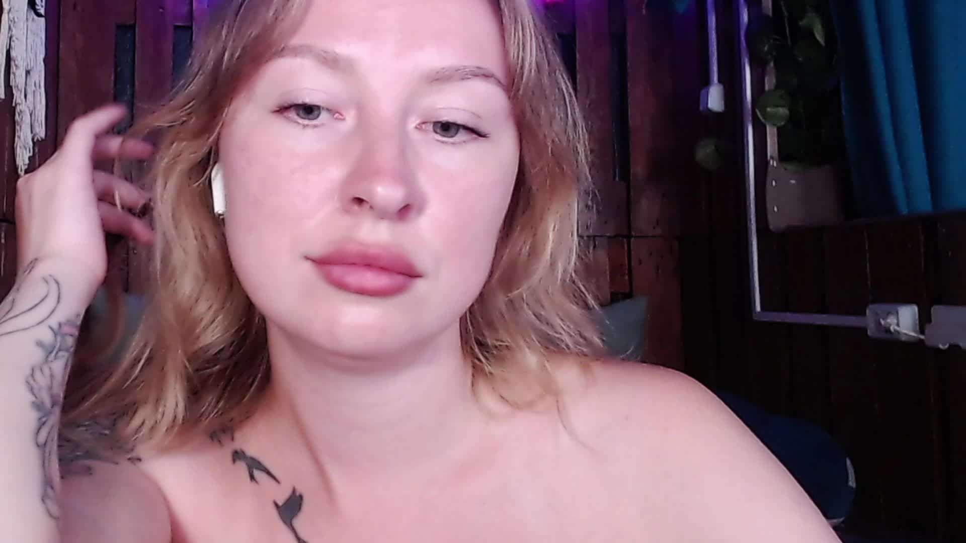 MiMi-Deep Webcam Chat July 26, 2026