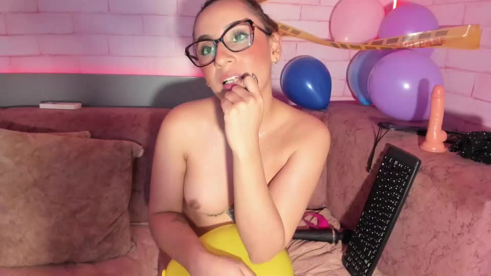 anya_shaffer Webcam Chat July 26, 2026