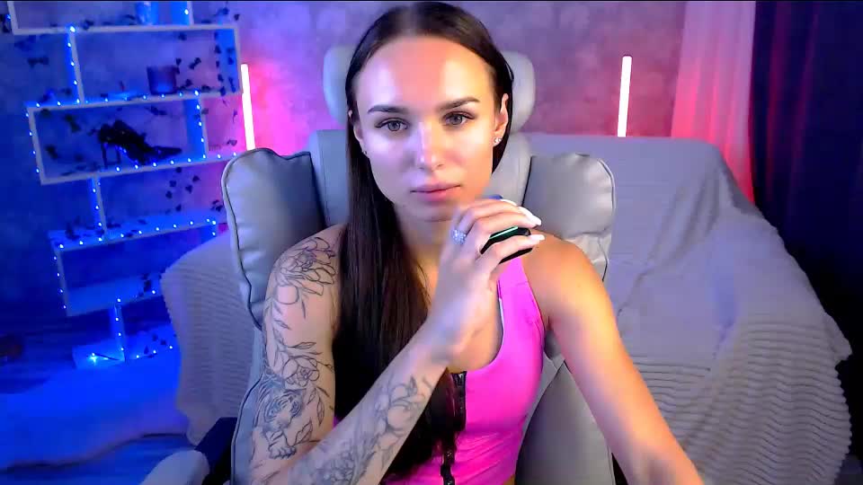 nicolemerz Webcam Chat July 27, 2026