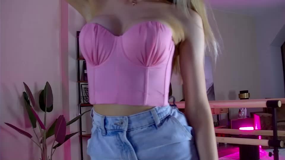 yungtessa Webcam Chat July 27, 2026
