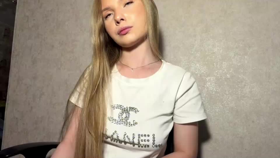 adriannemuldowney Webcam Chat July 27, 2026