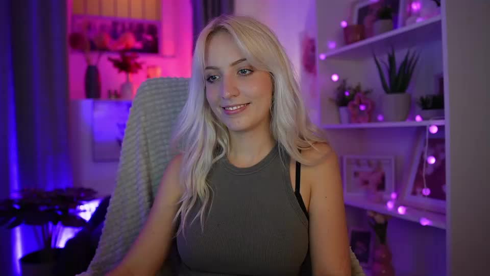 lucy_cutie_ Webcam Chat July 27, 2026