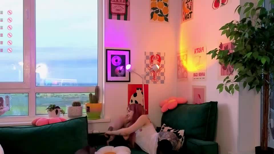 britney_lynch Webcam Chat July 27, 2026